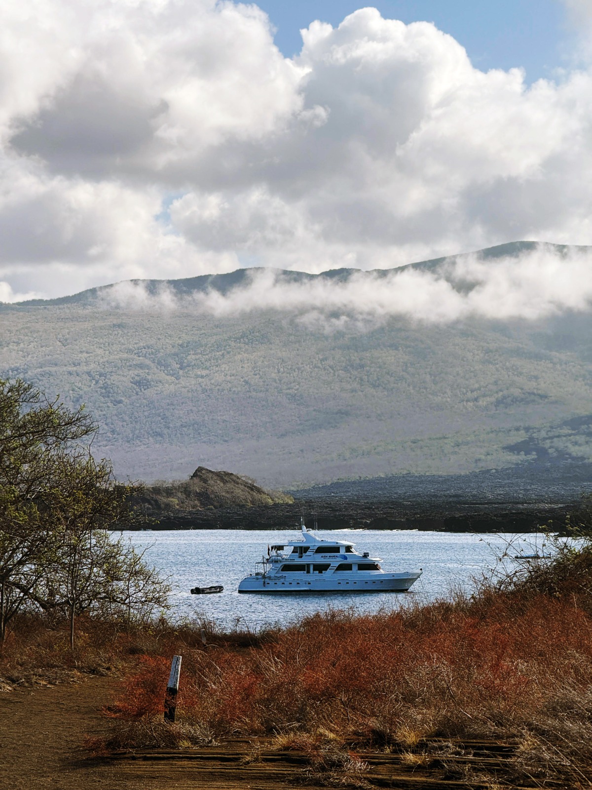Aida Maria yacht Galapagos tourist superior cruise